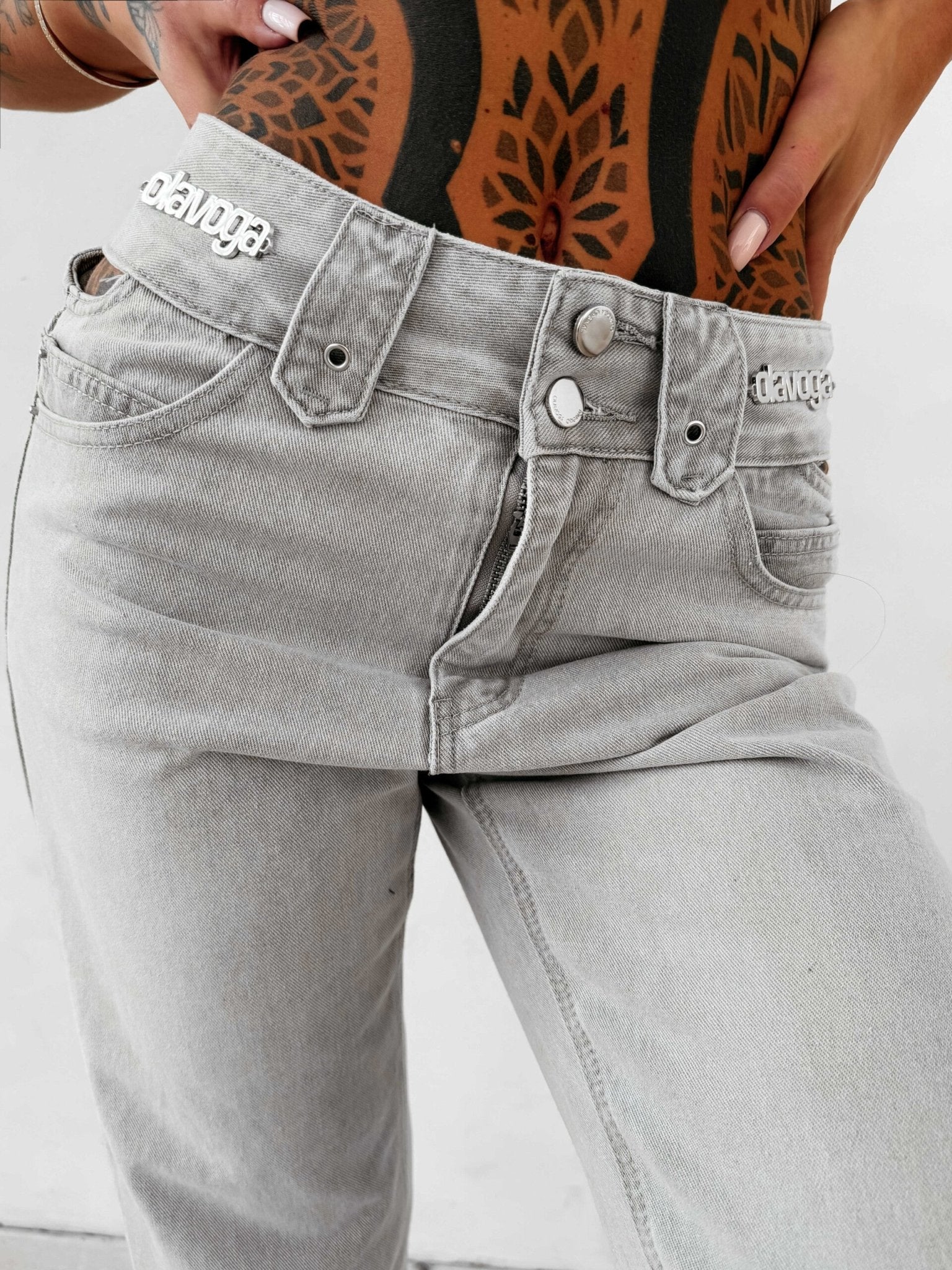 O la voga Damen Jeanshose 'Eredu' - Valentin Boutique & Design